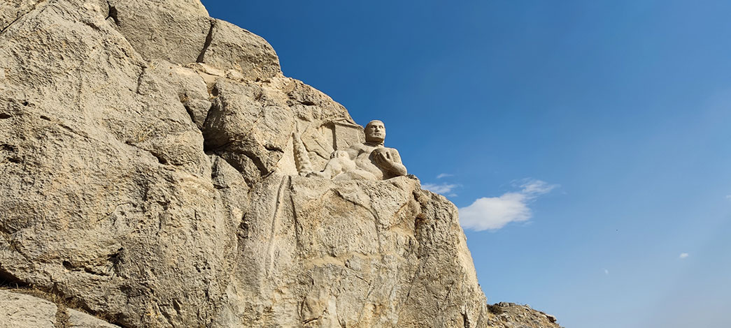 مجسمه هرکول