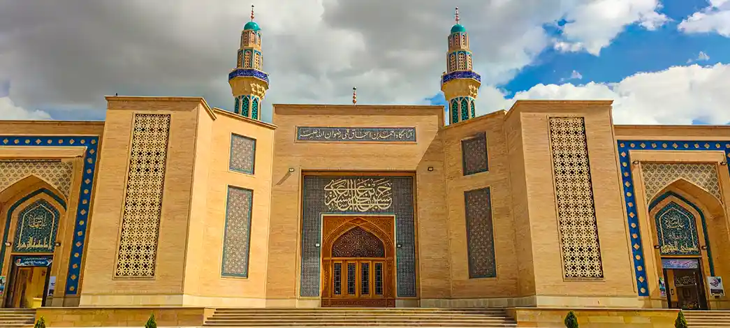 زیارتگاه احمد بن اسحاق