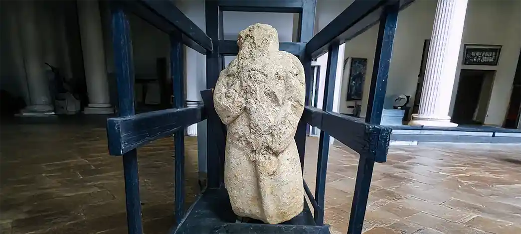 تندیس خسرو پرویز